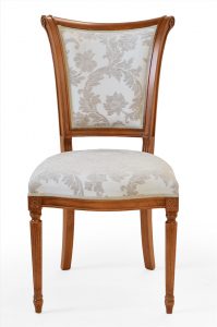 Arredamento Classico in Stile mobili artigianali sedia classica legno imbottita
