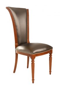 Arredamento Classico in Stile mobili artigianali sedia classica legno imbottita