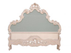 Arredamento Classico in stile mobili artigianali letto intagliato legno