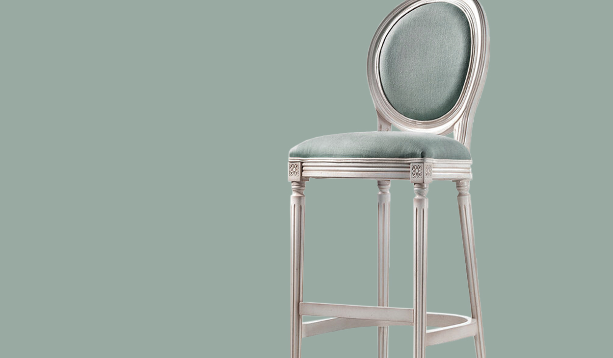 Arredamenti classici su misura Sgabelli classici e in stile legno